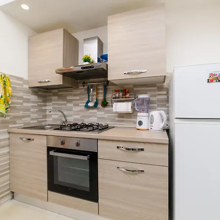 B&B-Mini-Apartment-With Kitchen Апартаменты